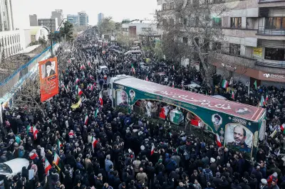 إيران تحتفي بشهداء المقاومة في مراسم تشييع مهيبة بطهران