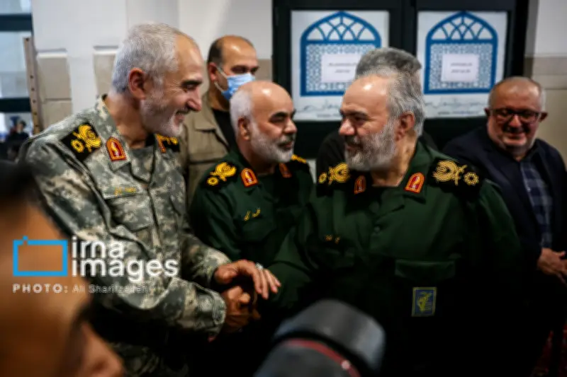 مراسم بزرگداشت فرمانده سپاه پاسداران شهید برگزار شد