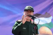 الحرس الثوري: عبور مضيق هرمز يتطلب موافقة إيران