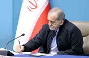 پزشکیان: هیچ‌کس نمی‌تواند مسلمانان را تسلیم کند؛ خواستار رفع تهدیدات نظامی منطقه شد