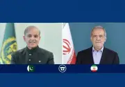 طهران وإسلام آباد تؤكدان على تعزيز العلاقات الثنائية والإقليمية