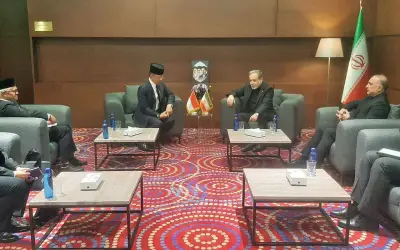 میلیون‌ها اندونزیایی رهبر شهید ایران را تحسین می‌کنند