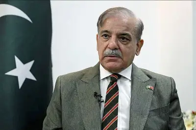 نخست‌وزیر پاکستان در مراسم تشییع شهید سید حسن نصرالله شرکت می‌کند