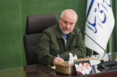 علی‌ لاریجانی خواستار حضور پرشور در مراسم تشییع شهید امام خامنه‌ای شد