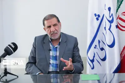 استواری و اتحاد ملی کلید مقابله با بحران‌ها