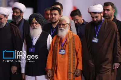 دیدار مقامات جهان با رهبر انقلاب ادای احترام به سردار سلیمانی