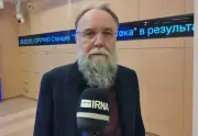 ایران تحت رهبری آیت‌الله خامنه‌ای قهرمانانه ایستاد