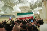 مراسم تشییع پیکر رهبر شهید در نجف آغاز شد