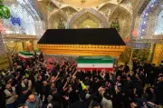 پیکر رهبر شهید ایران به حرم امام علی (ع) در نجف رسید