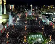 میلیون‌ها نفر با رهبر شهید وداع کردند؛ پیکر مطهر به خاک سپرده شد