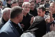 رئیس‌جمهور پزشکیان در مراسم تشییع شهید سید حسن نصرالله شرکت کرد