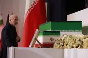 مقامات ارشد ایران به رهبر شهید انقلاب ادای احترام کردند